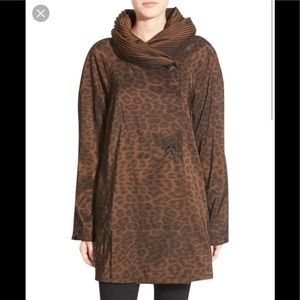 Mini Leopard Donatella Rain Jacket size 2 m/l